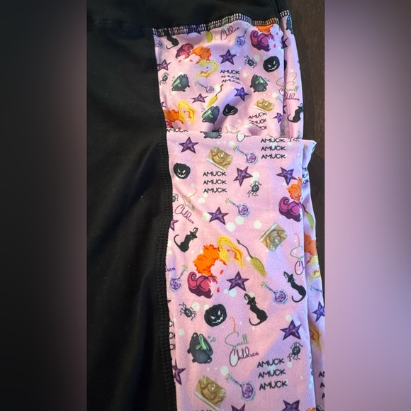 Hocus Pocus TC2 CAPRI Leggings - Picture 2 of 6